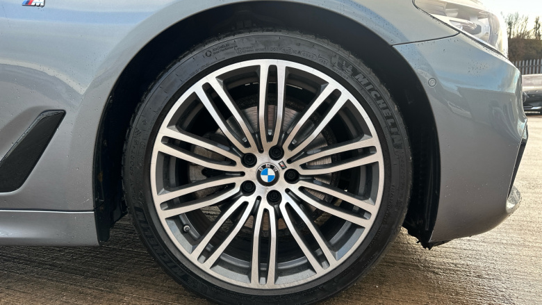 BMW 5 Series 520d MHT M Sport 5dr Auto Diesel Estate